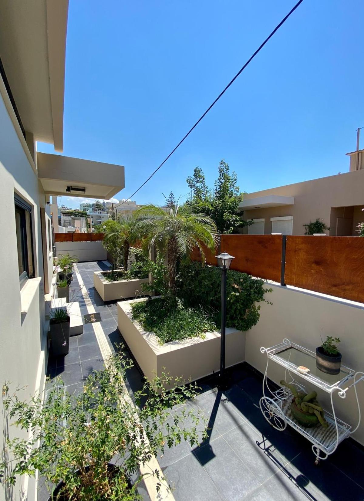 Golden View Villa 加藤-达拉特索 外观 照片